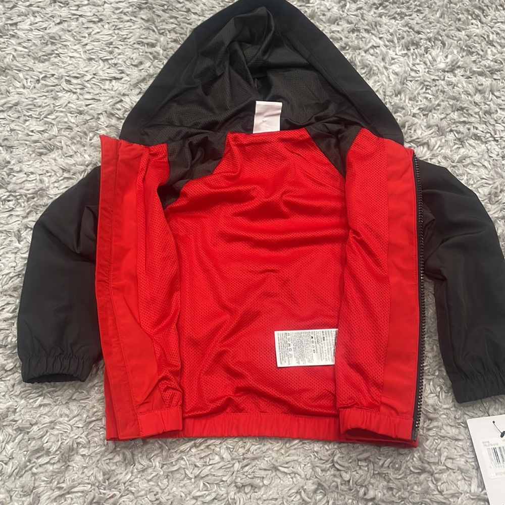 NWT Nike Dri-fit Rain Jacket. Color University Red/Black - Picture 4 of 5